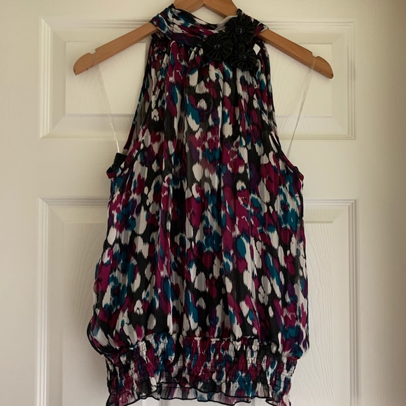 Halter Top - Picture 1 of 8